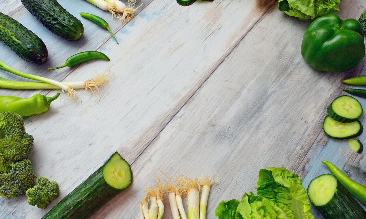Zielone niskokaloryczne warzywa w menu diety gryki